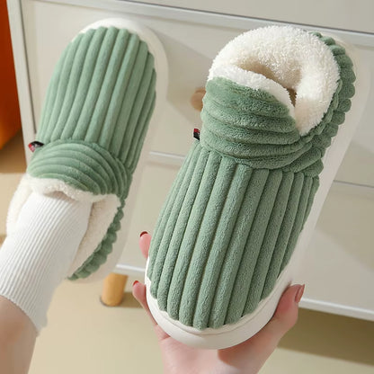 Women's furry warm indoor slippers - green